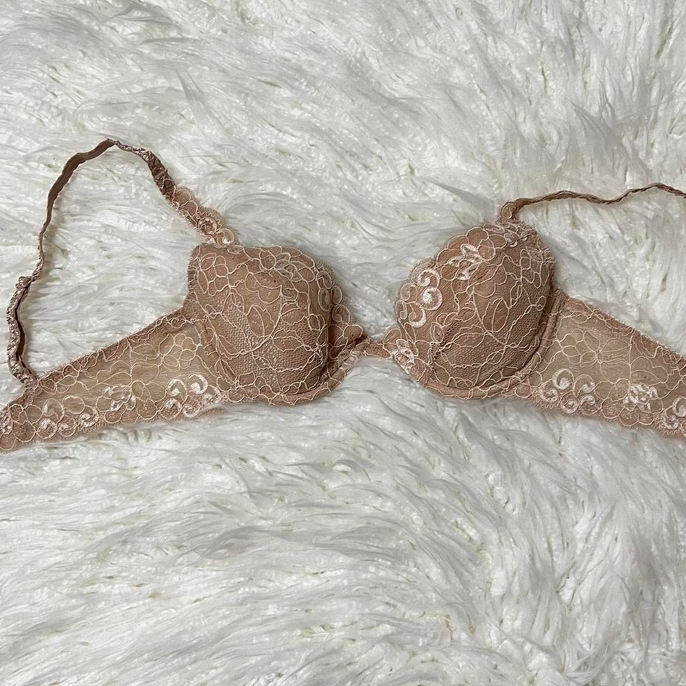 Embroidered bra - Picture 2 of 4